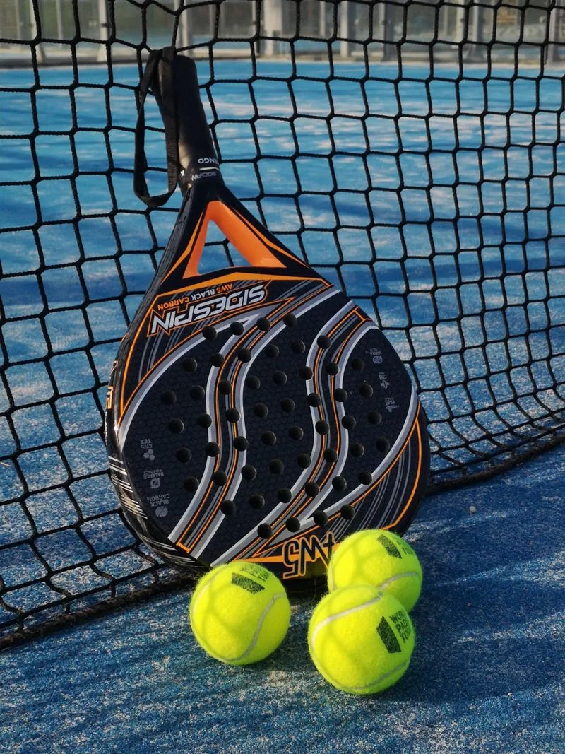 Cara Memilih Raket Padel Sesuai Gaya Bermain